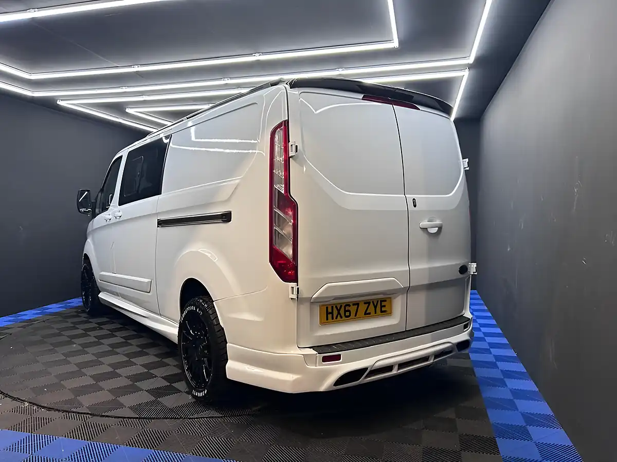 Used 2017 Ford Transit Custom Combi Van White - Interior and Exterior details 15