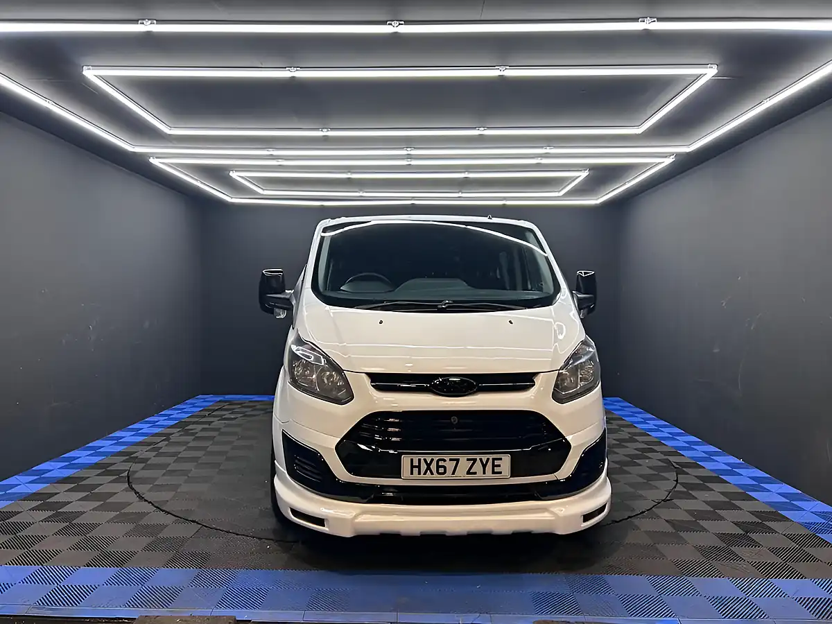 Used 2017 Ford Transit Custom Combi Van White - Interior and Exterior details 3
