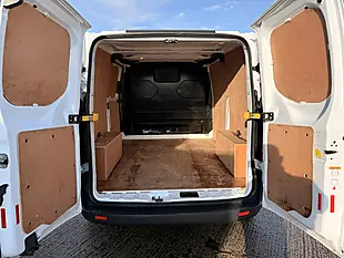 Used 2017 Ford Transit Custom L1 H1 Swb White - Interior and Exterior details 5