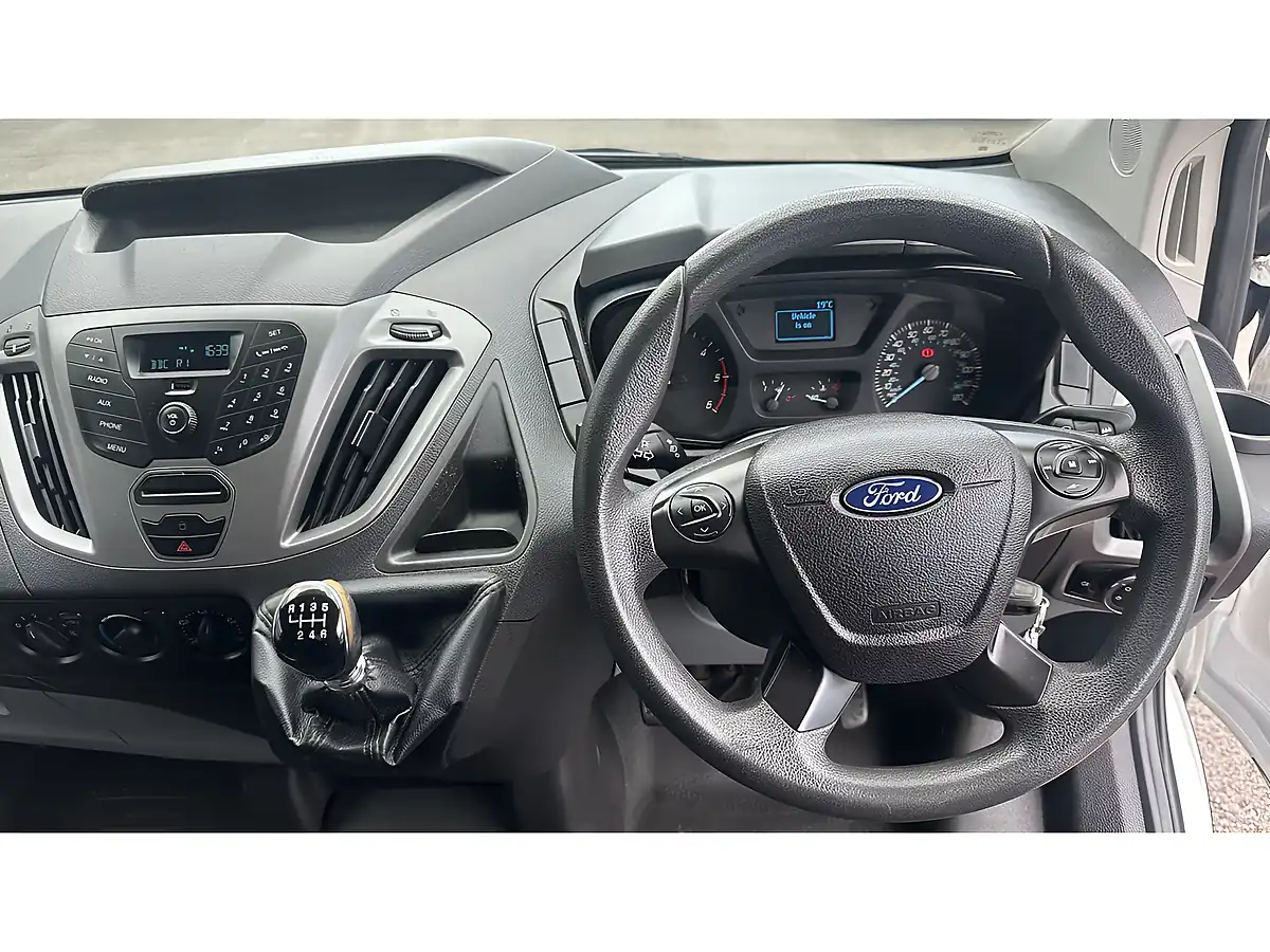 Used 2017 Ford Transit Custom L1H2 Panel Van White - Interior and Exterior details 3