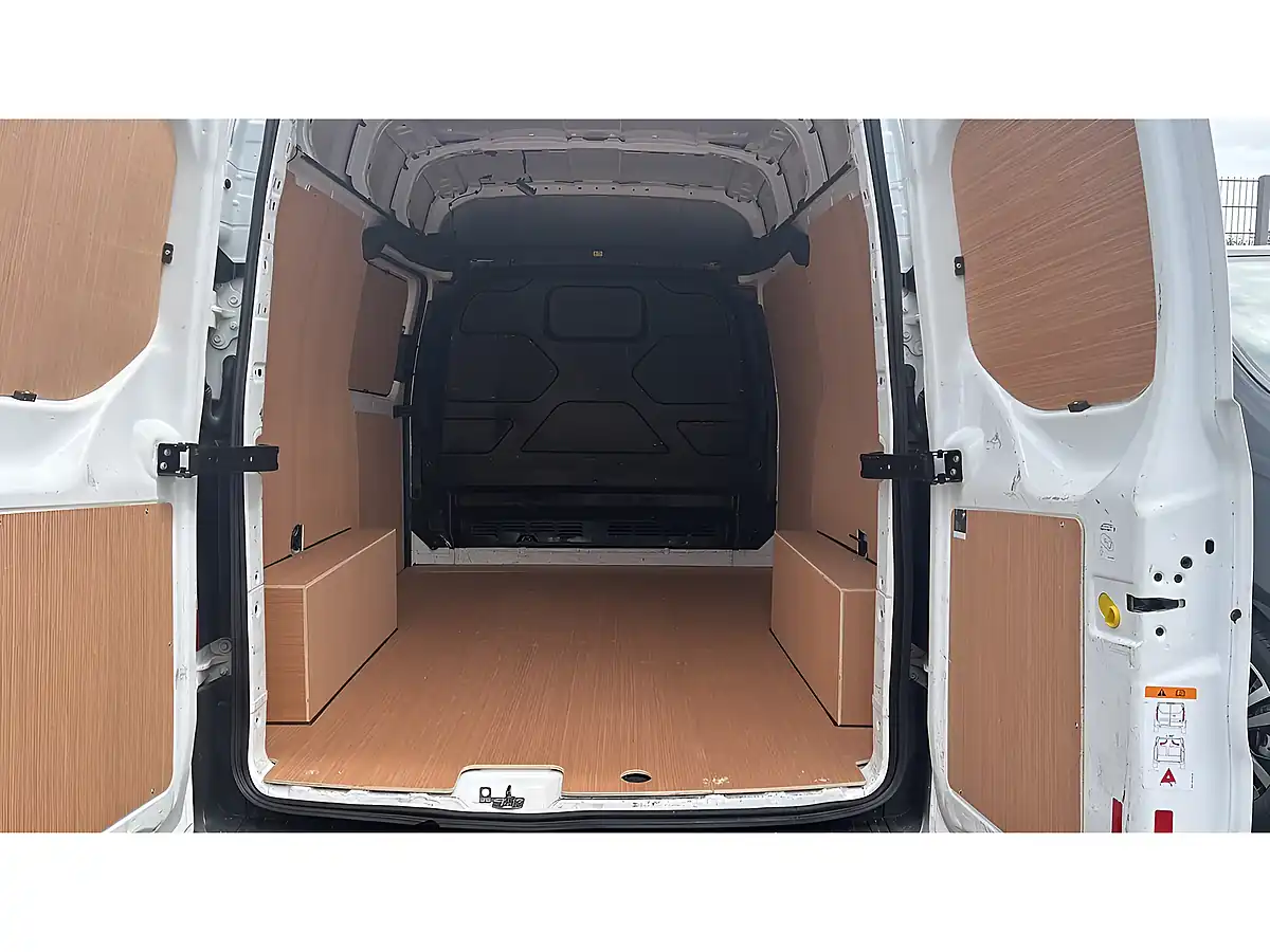 Used 2017 Ford Transit Custom L1H2 Panel Van White - Interior and Exterior details 4