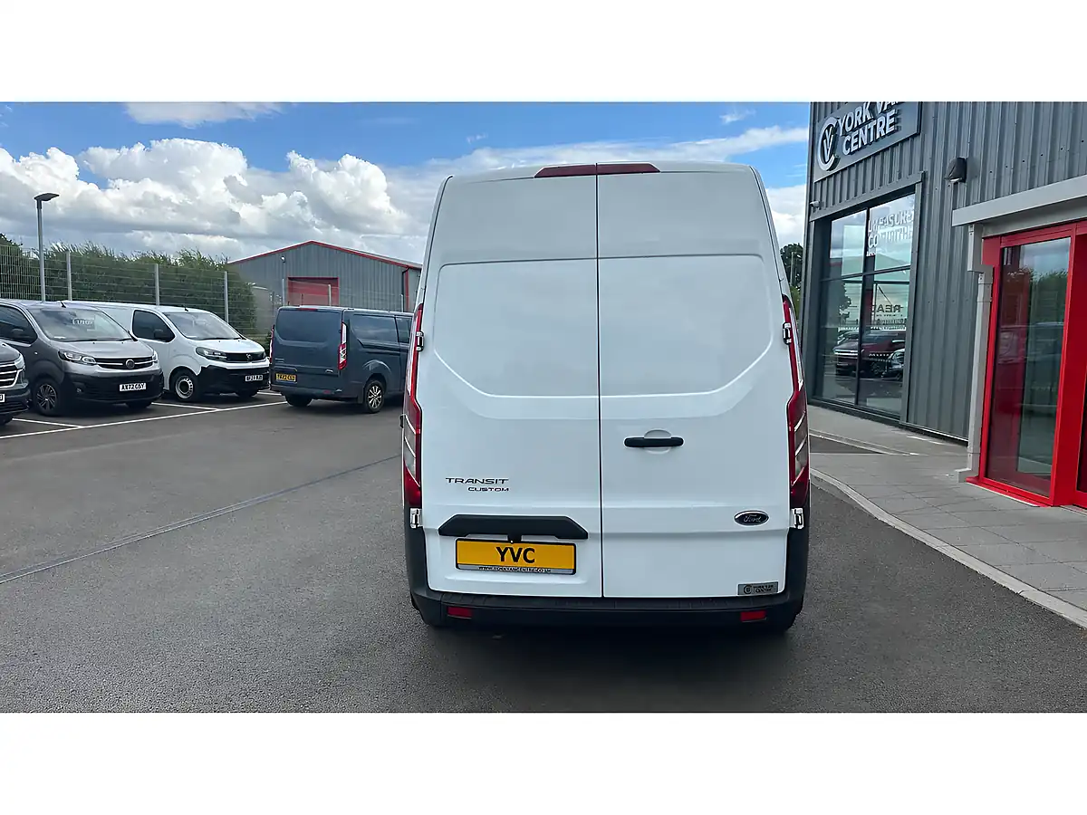 Used 2017 Ford Transit Custom L1H2 Panel Van White - Interior and Exterior details 8