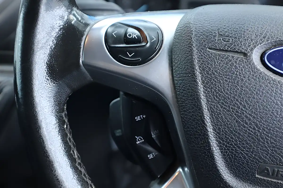 Used 2017 Ford Transit Custom Limited Blue - Interior and Exterior details 16