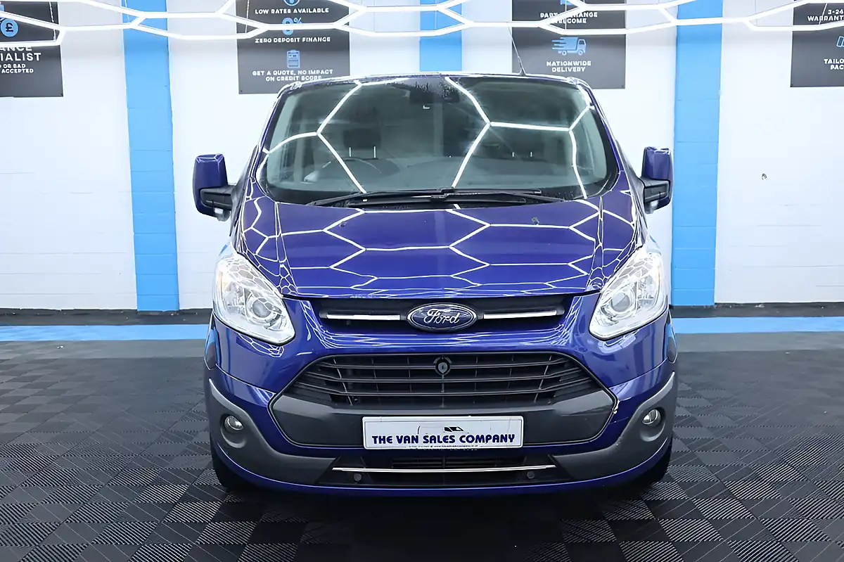 Used 2017 Ford Transit Custom Limited Blue - Interior and Exterior details 4