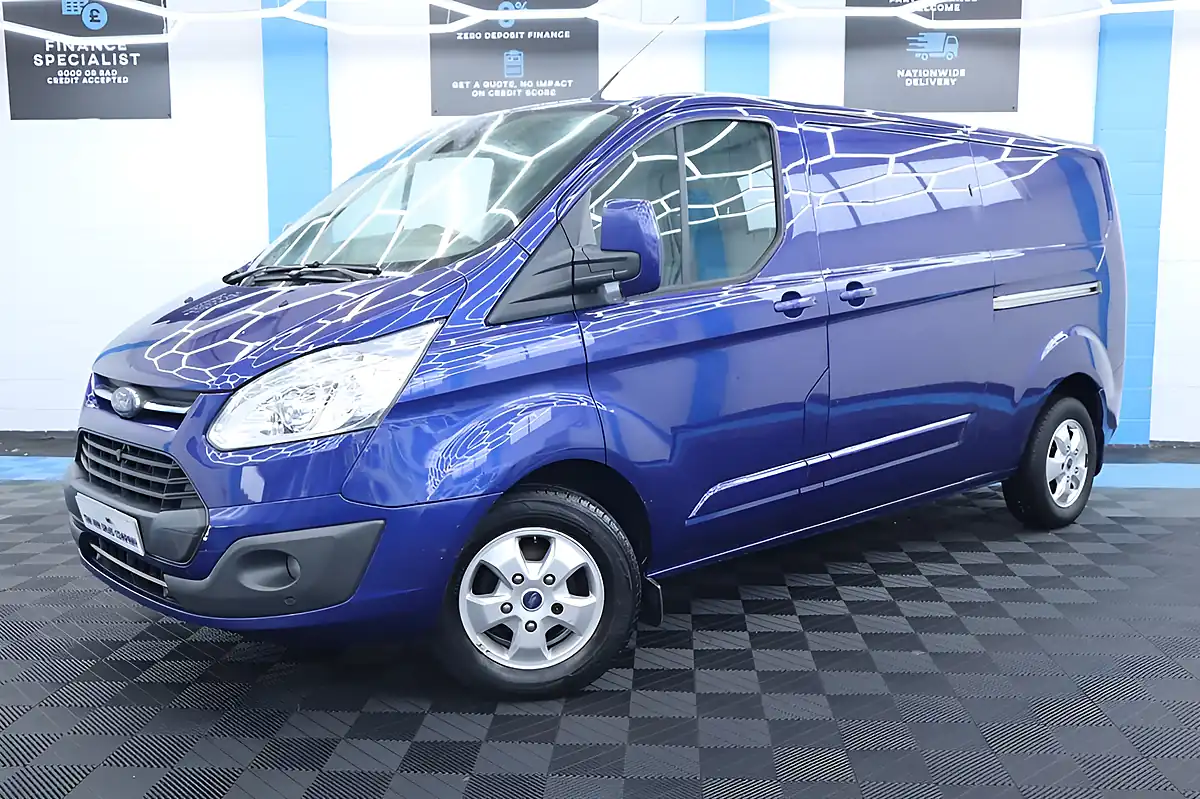 Used 2017 Ford Transit Custom Limited Blue - Interior and Exterior details 5