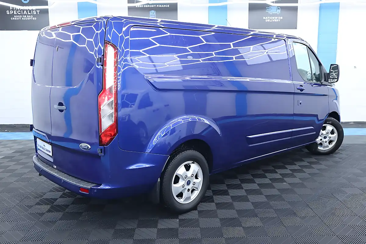 Used 2017 Ford Transit Custom Limited Blue - Interior and Exterior details 8