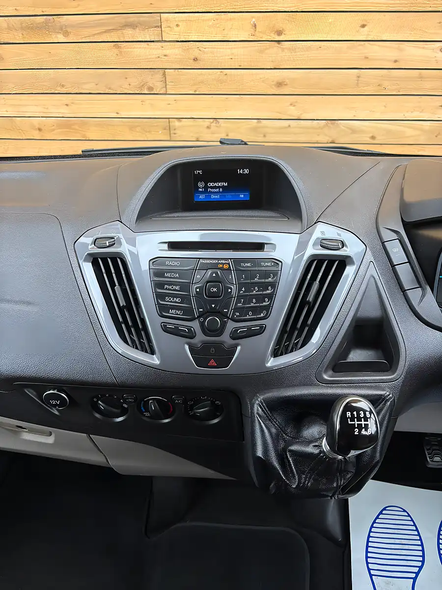 Used 2017 Ford Transit Custom Limited Crew Van Silver - Interior and Exterior details 19