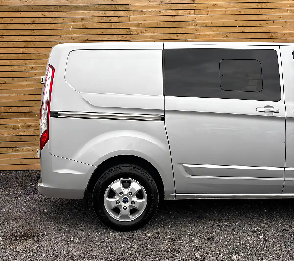 Used 2017 Ford Transit Custom Limited Crew Van Silver - Interior and Exterior details 4