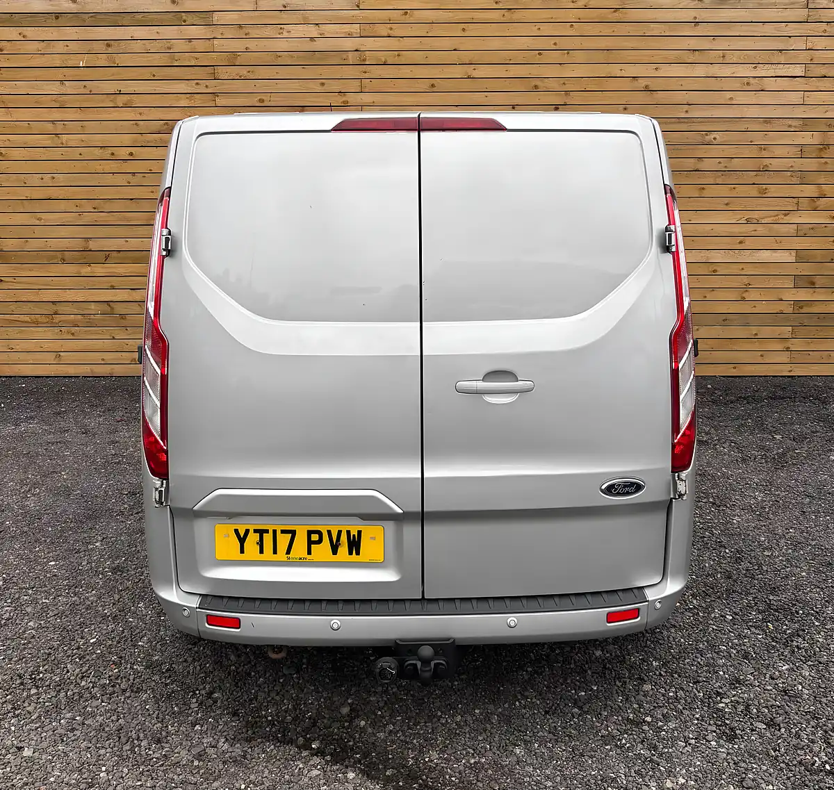 Used 2017 Ford Transit Custom Limited Crew Van Silver - Interior and Exterior details 8
