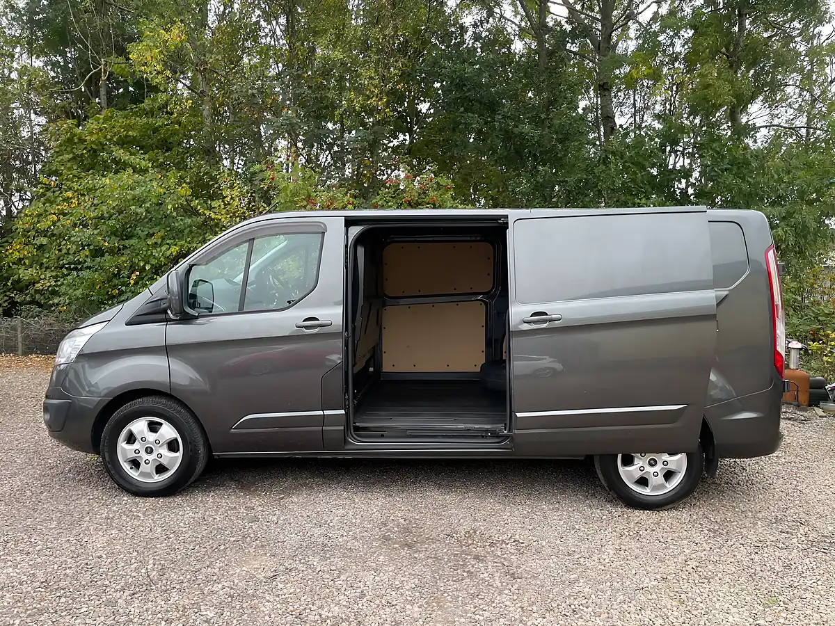 Used 2017 Ford Transit Custom Limited Grey - Interior and Exterior details 7
