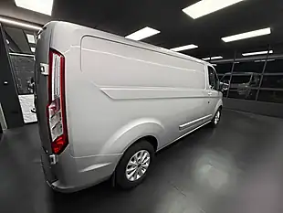 Used 2017 Ford Transit Custom Limited Moondust Silver - Interior and Exterior details 4