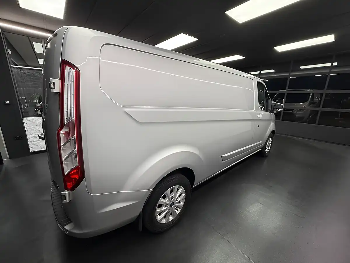 Used 2017 Ford Transit Custom Limited Moondust Silver - Interior and Exterior details 4