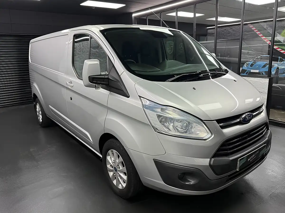 Used 2017 Ford Transit Custom Limited Moondust Silver - Interior and Exterior details 6