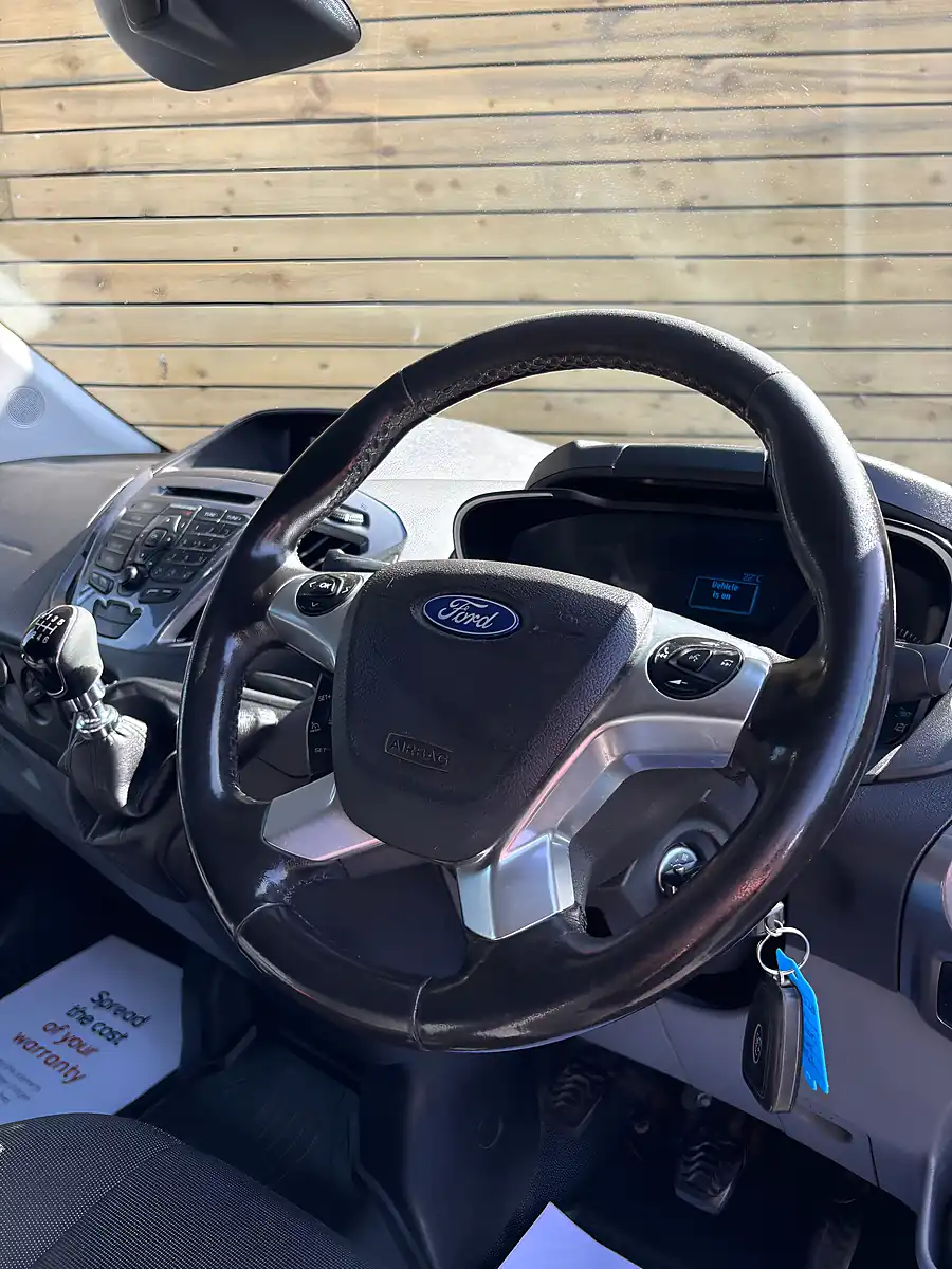 Used 2017 Ford Transit Custom Limited Silver - Interior and Exterior details 15