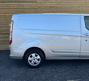 Used 2017 Ford Transit Custom Limited Silver - Interior and Exterior details 4