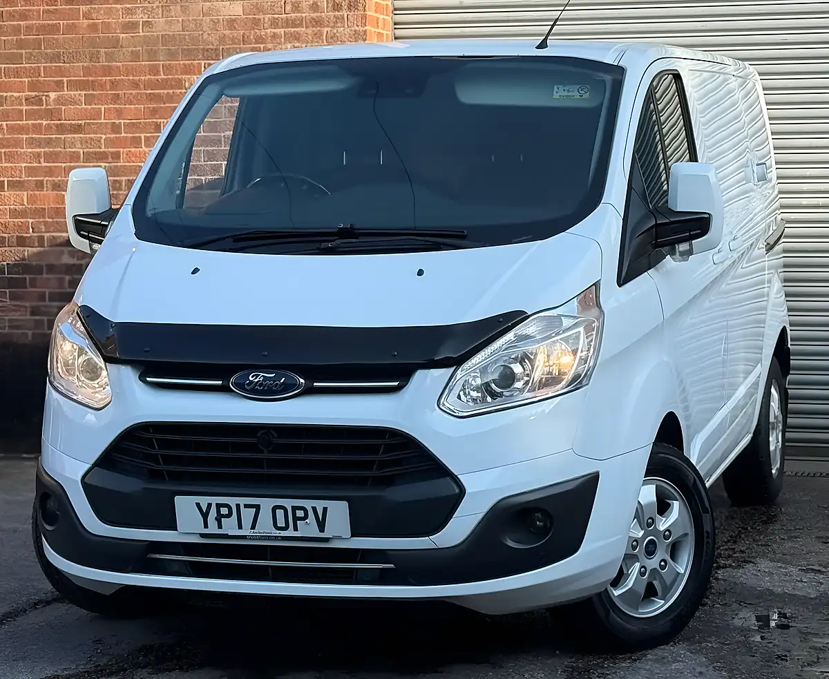 Used 2017 Ford Transit Custom Limited White - Interior and Exterior details 10