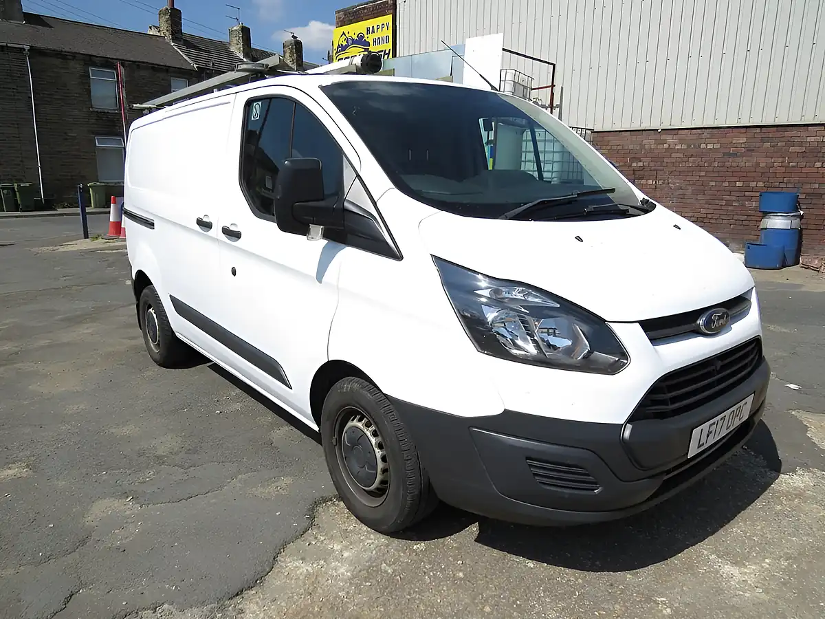 Used 2017 Ford Transit Custom Panel Van L1 H1 White - Front View