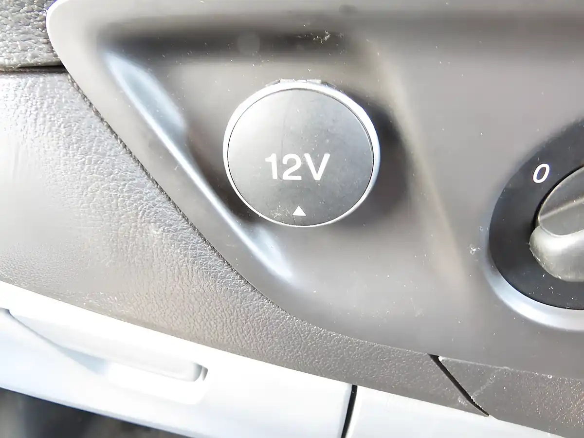 Used 2017 Ford Transit Custom Panel Van L1 H1 White - Interior and Exterior details 18