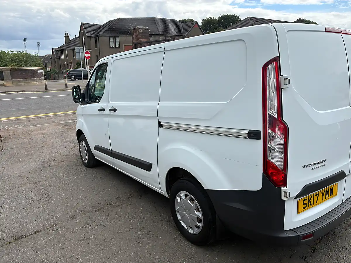 Used 2017 Ford Transit Custom Panel Van L1 H1 White - Interior and Exterior details 5
