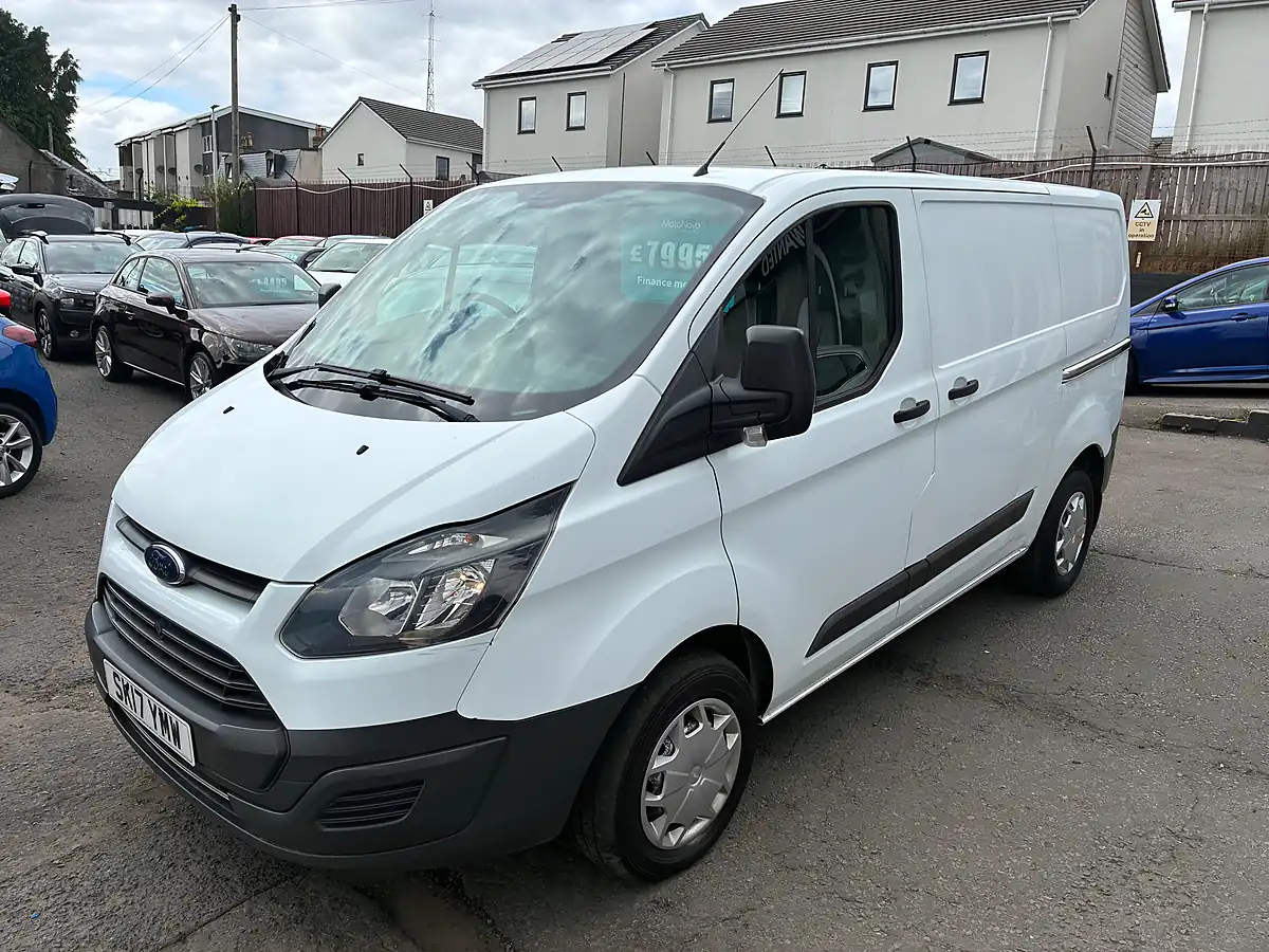 Used 2017 Ford Transit Custom Panel Van L1 H1 White - Interior and Exterior details 8