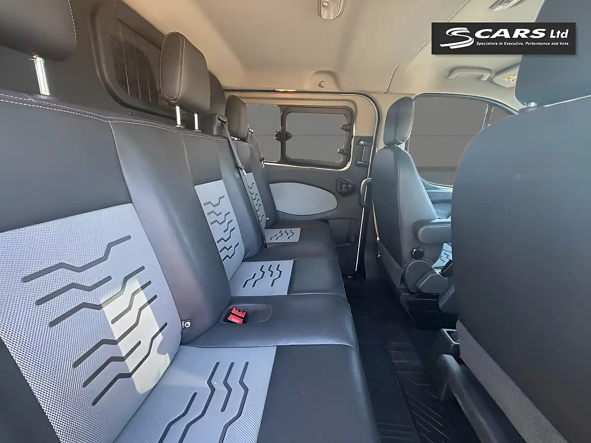 Used 2017 Ford Transit Custom Sport White - Interior and Exterior details 7