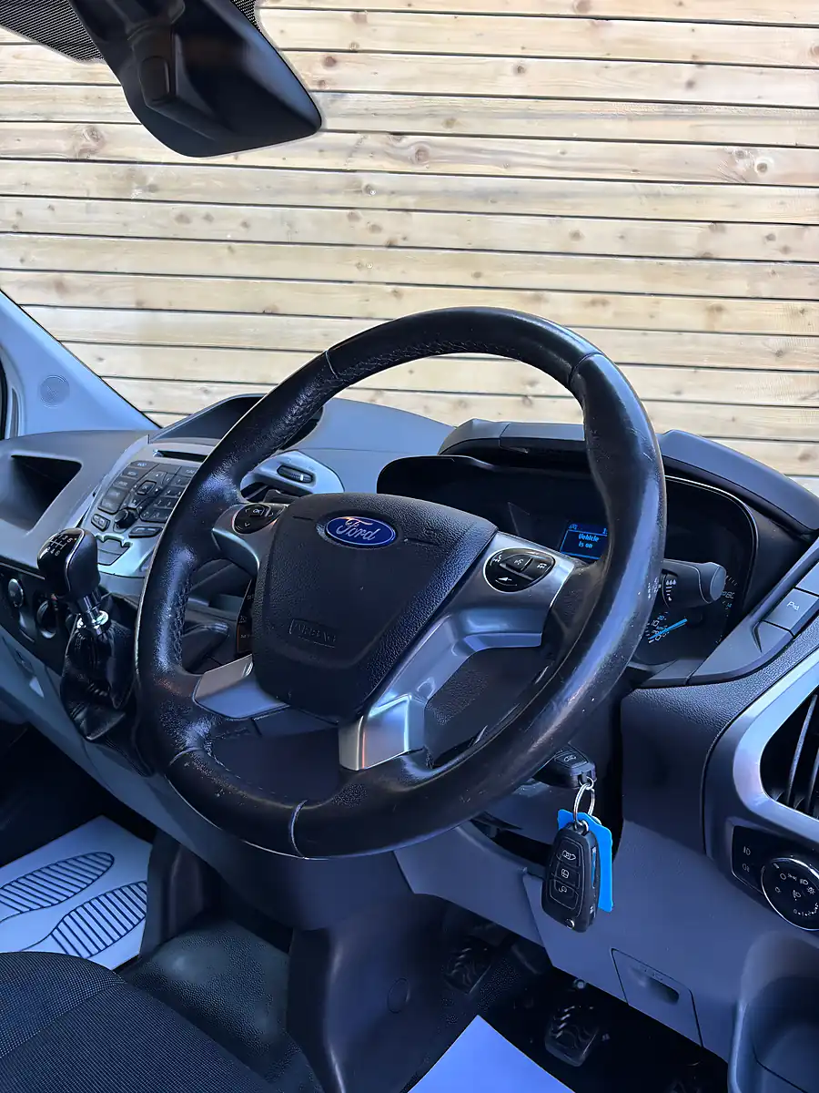 Used 2017 Ford Transit Custom Trend White - Interior and Exterior details 13