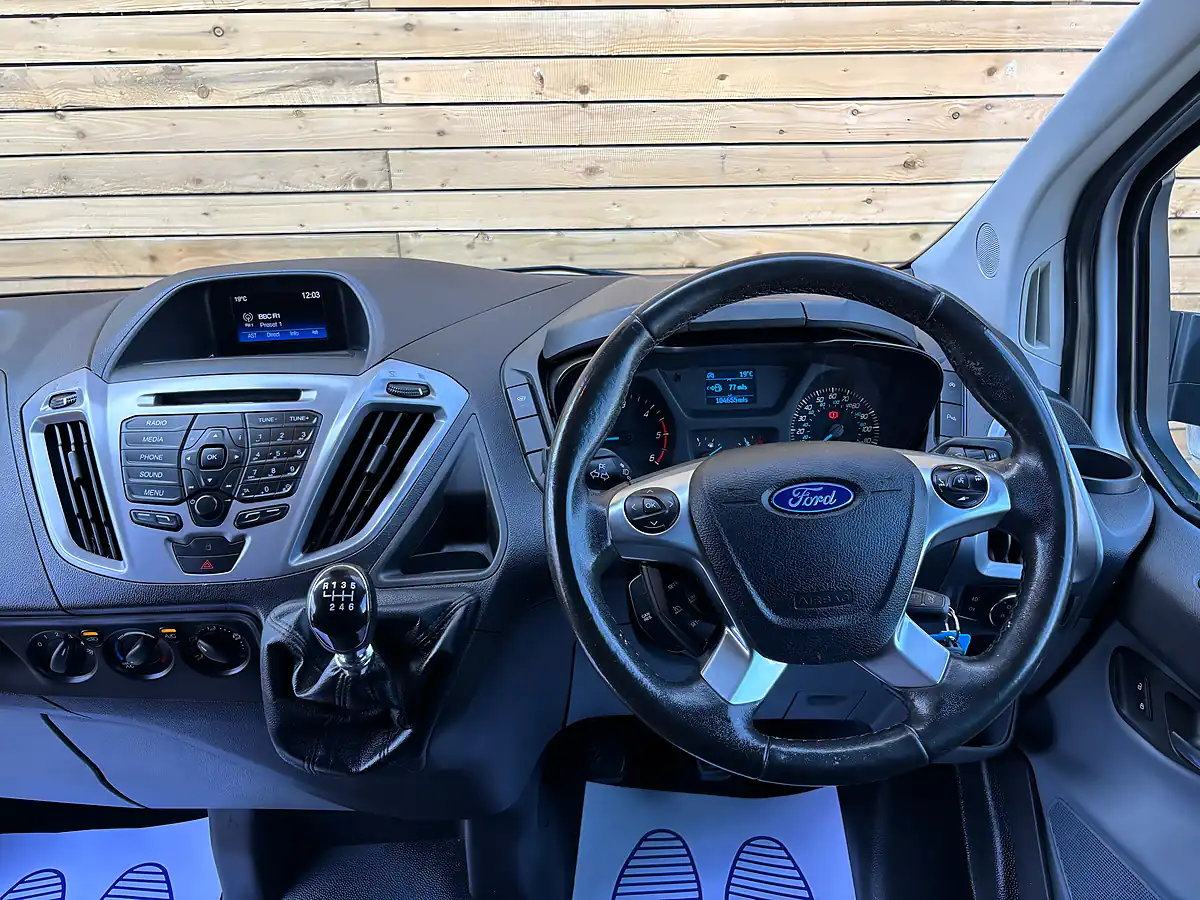 Used 2017 Ford Transit Custom Trend White - Interior and Exterior details 17