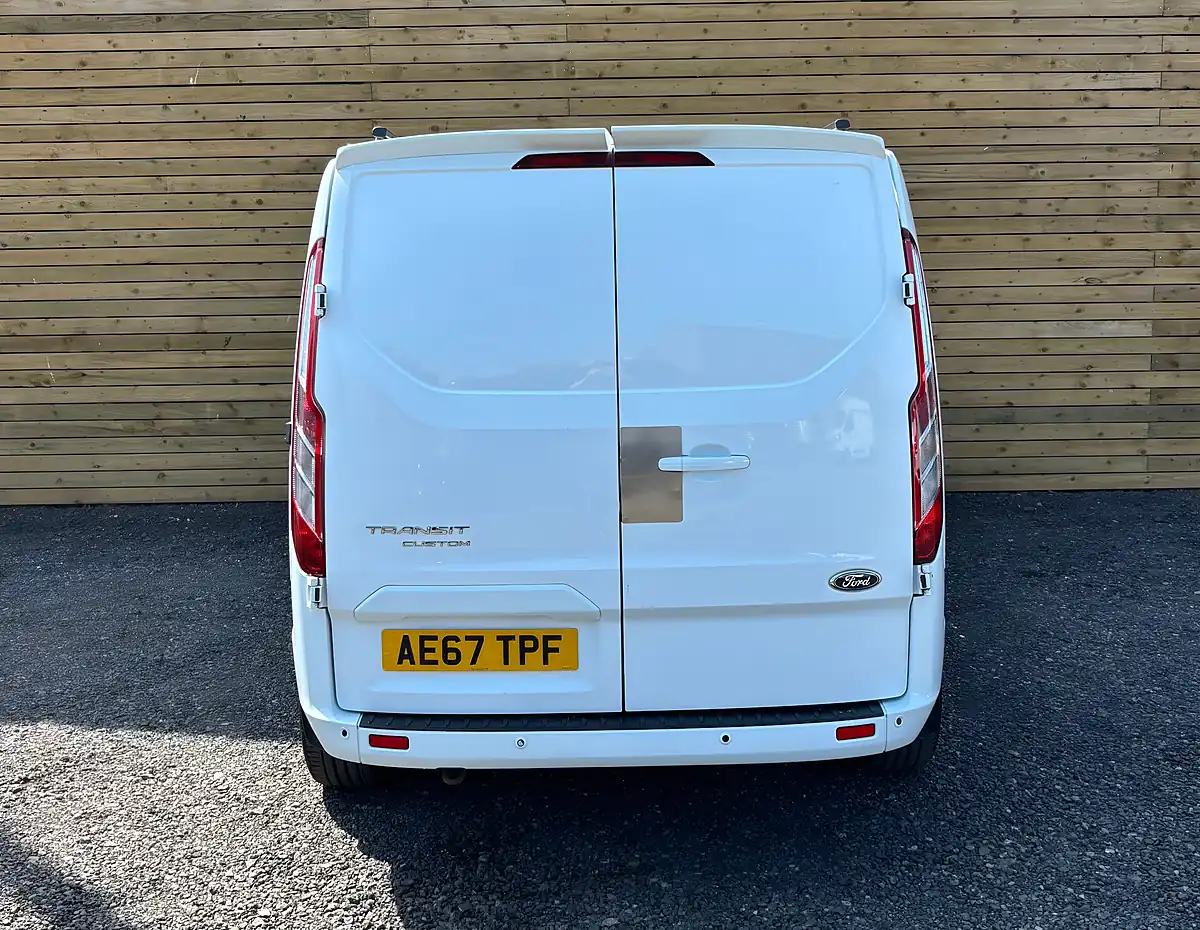 Used 2017 Ford Transit Custom Trend White - Interior and Exterior details 8