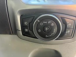 Used 2017 Ford Transit Custom Trend White - Interior and Exterior details 18