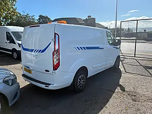 Used 2017 Ford Transit Custom Trend White - Interior and Exterior details 3