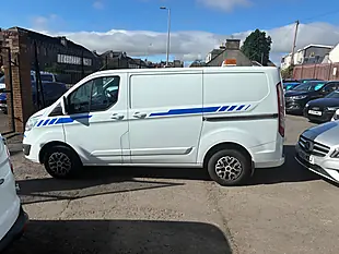 Used 2017 Ford Transit Custom Trend White - Interior and Exterior details 6