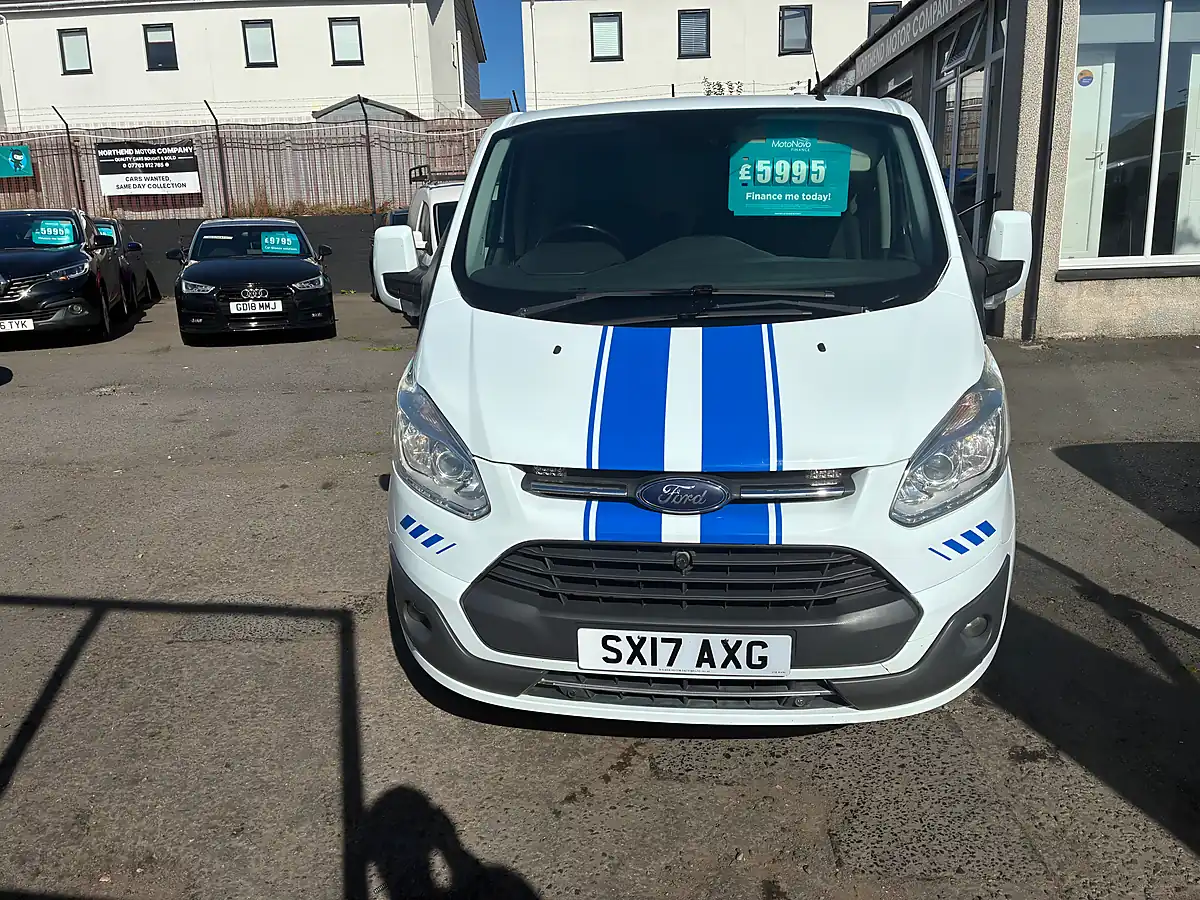 Used 2017 Ford Transit Custom Trend White - Interior and Exterior details 8