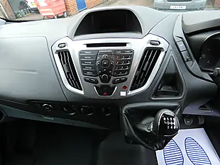 Used 2017 Ford Transit Custom Trend White - Interior and Exterior details 8