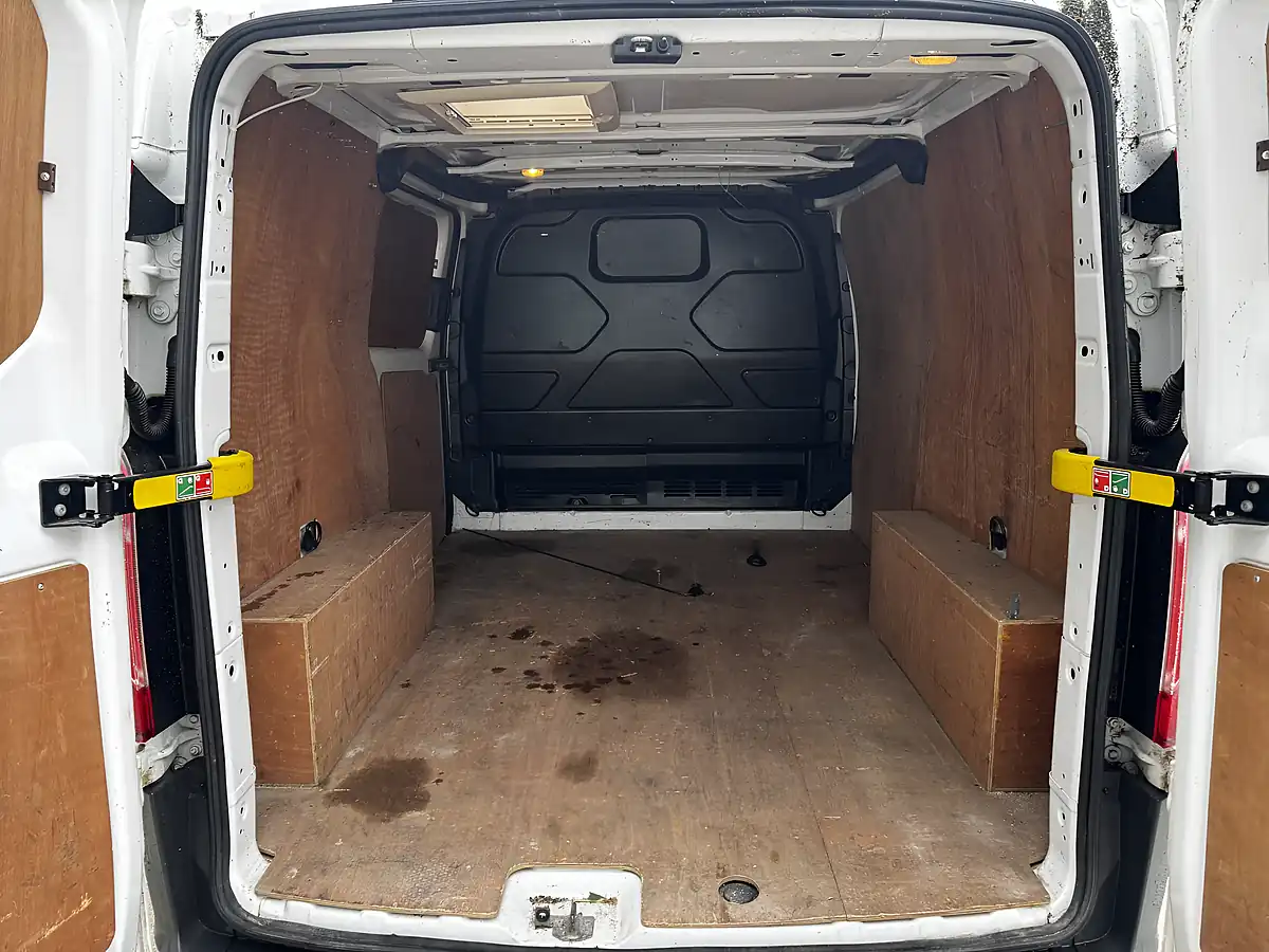 Used 2017 Ford Transit Custom White - Interior and Exterior details 10