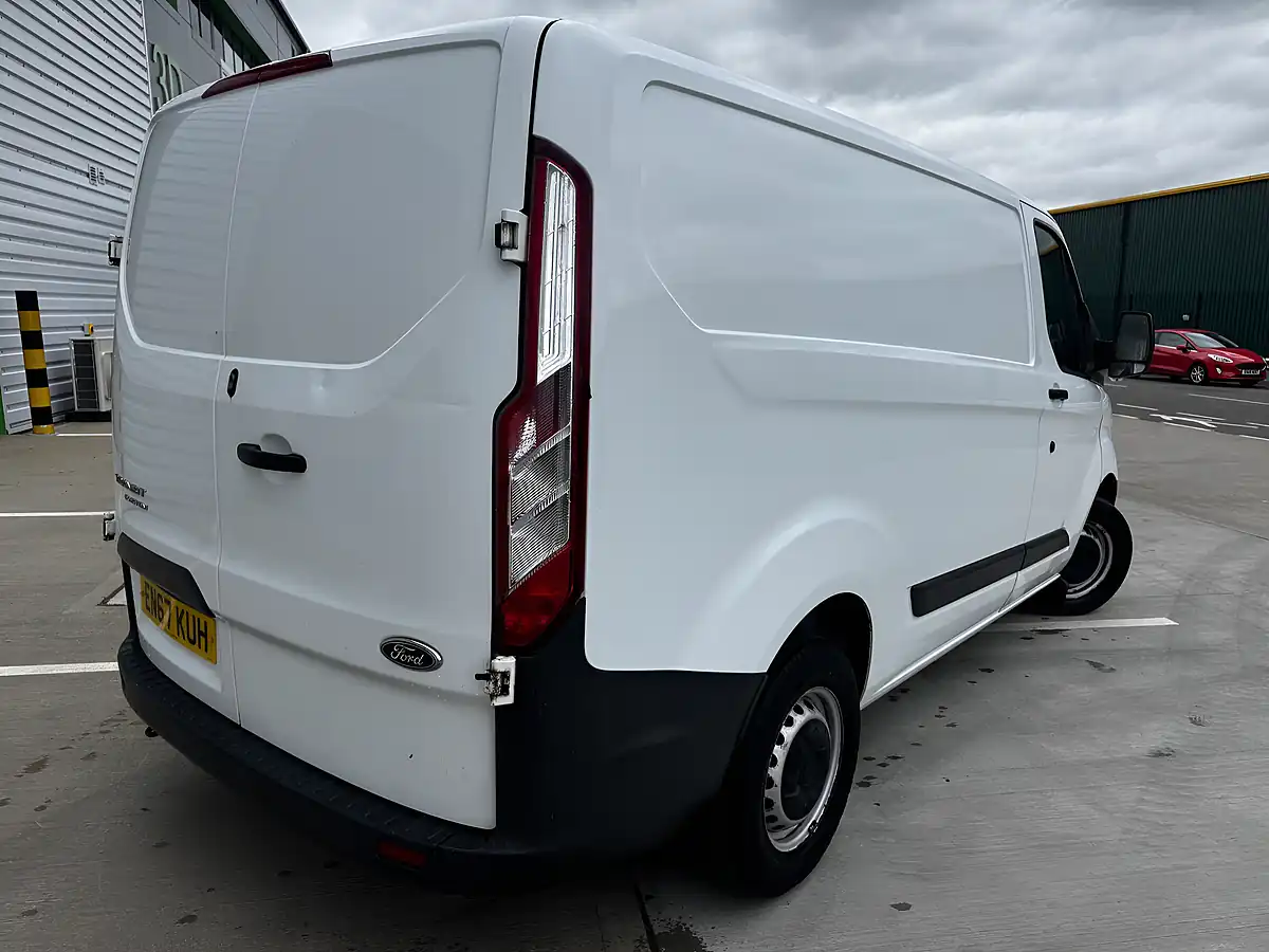 Used 2017 Ford Transit Custom White - Interior and Exterior details 5