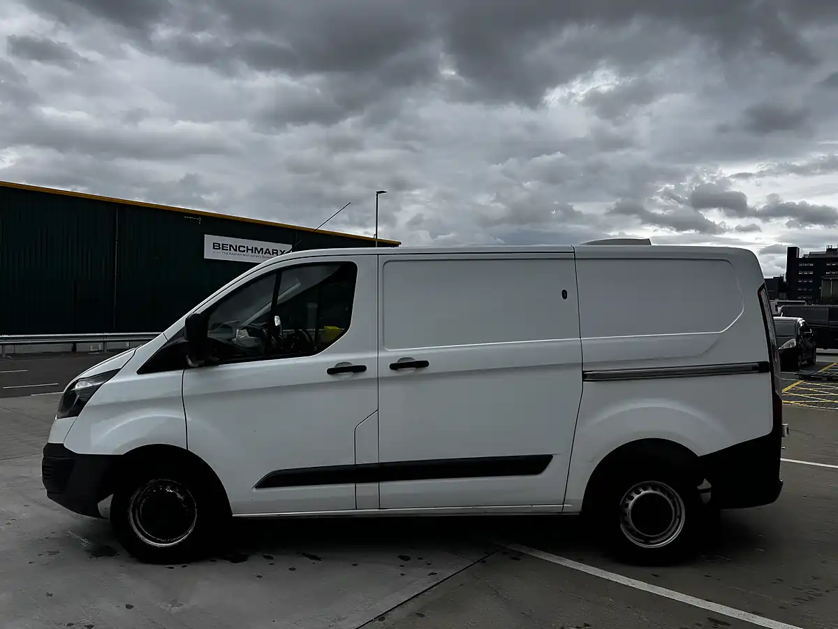 Used 2017 Ford Transit Custom White - Interior and Exterior details 6