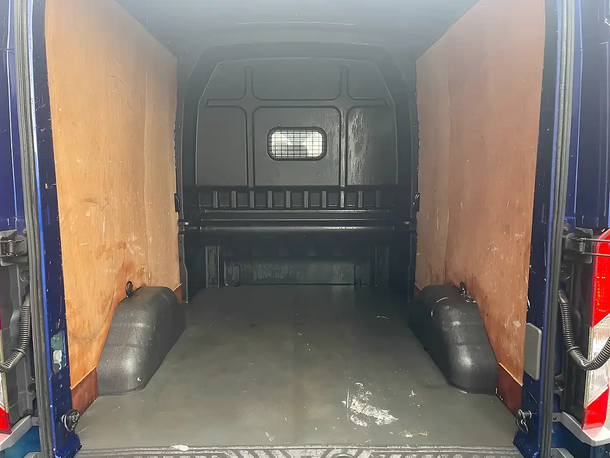 Used 2017 Ford Transit H2 Van Blue - Interior and Exterior details 13