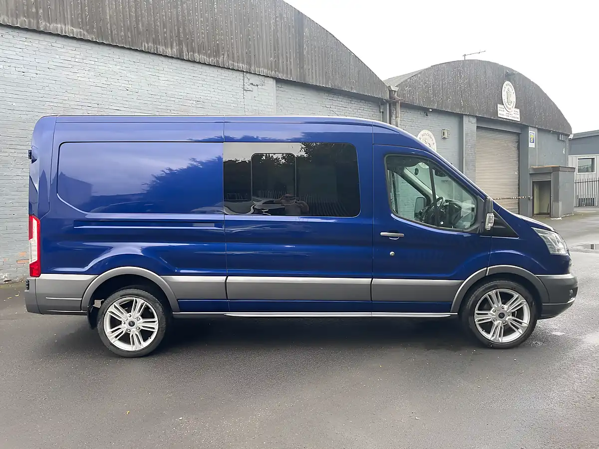 Used 2017 Ford Transit H2 Van Blue - Interior and Exterior details 4