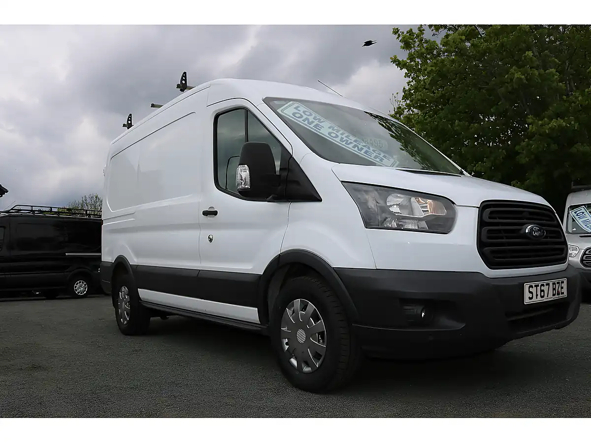 Used 2017 Ford Transit Mwb L2H2 White - Interior and Exterior details 11