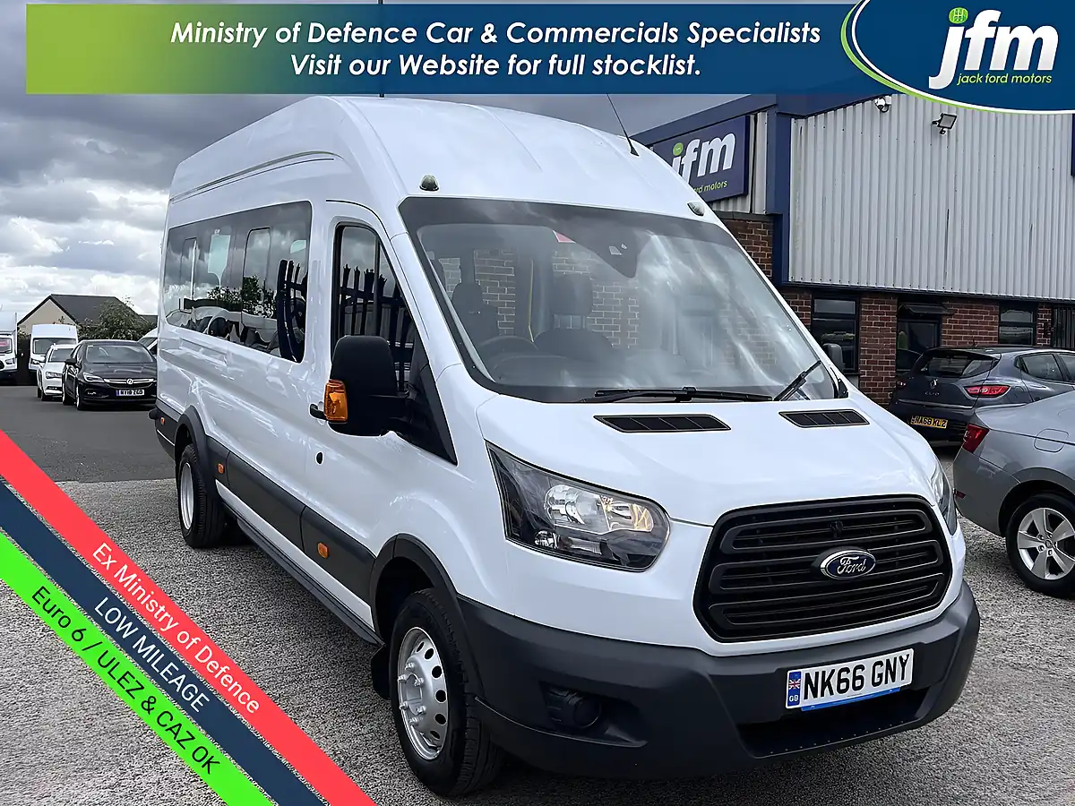 Used 2017 Ford Transit Trend Hdt White - Front View