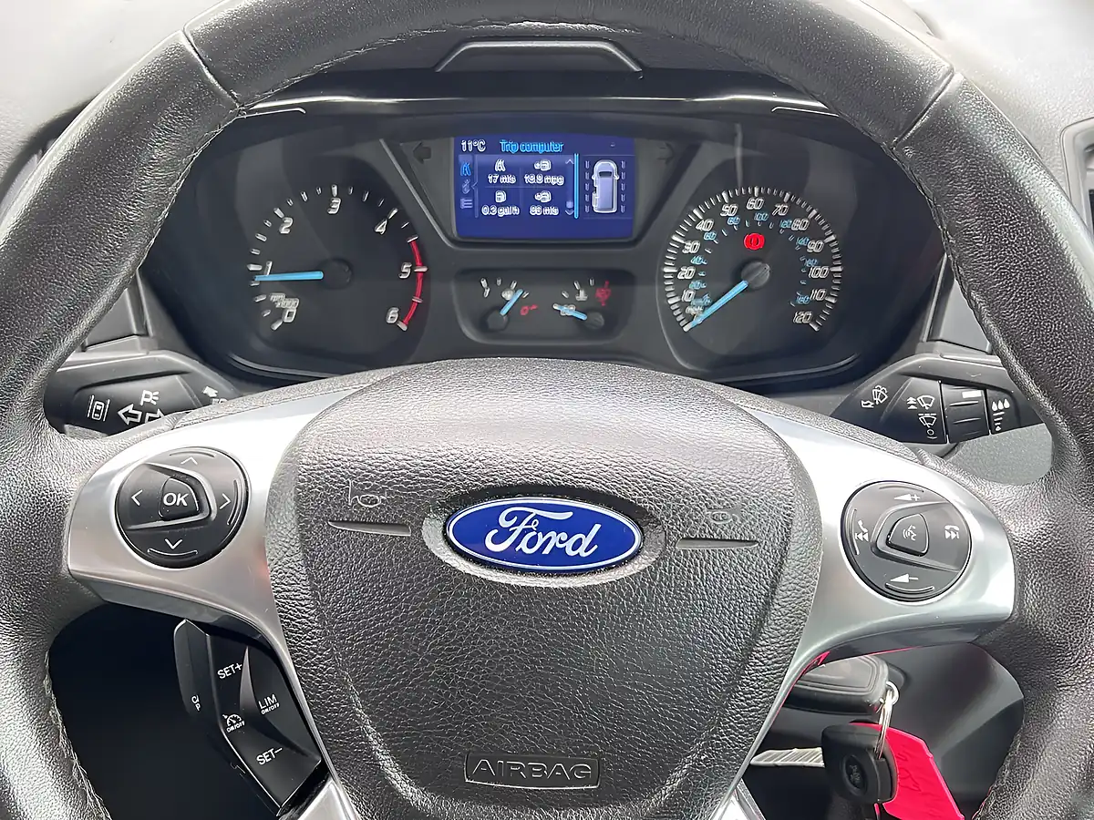Used 2017 Ford Transit Trend Hdt White - Interior and Exterior details 11