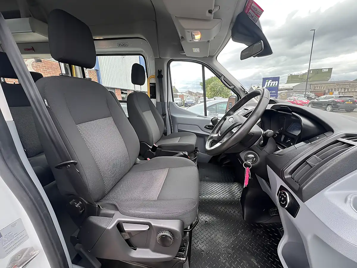 Used 2017 Ford Transit Trend Hdt White - Interior and Exterior details 2