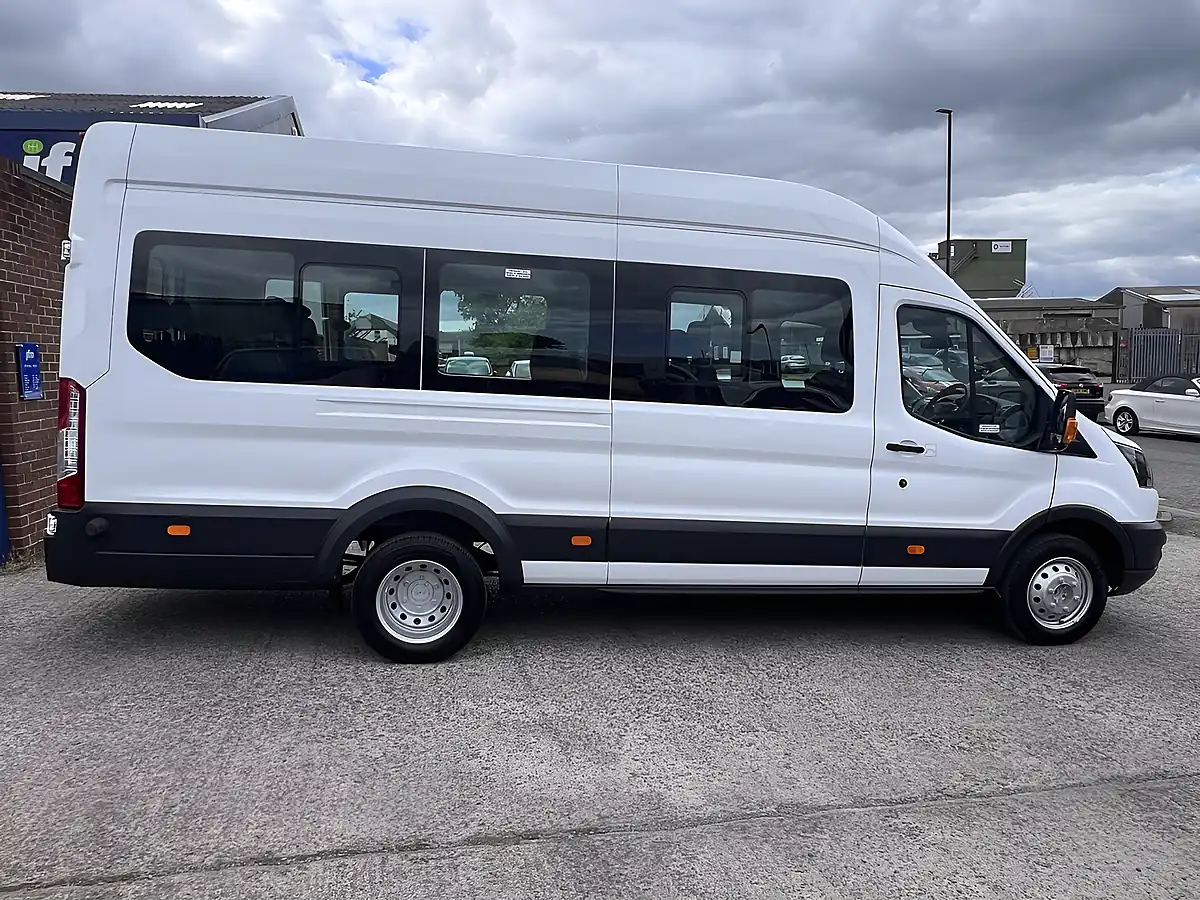 Used 2017 Ford Transit Trend Hdt White - Interior and Exterior details 5