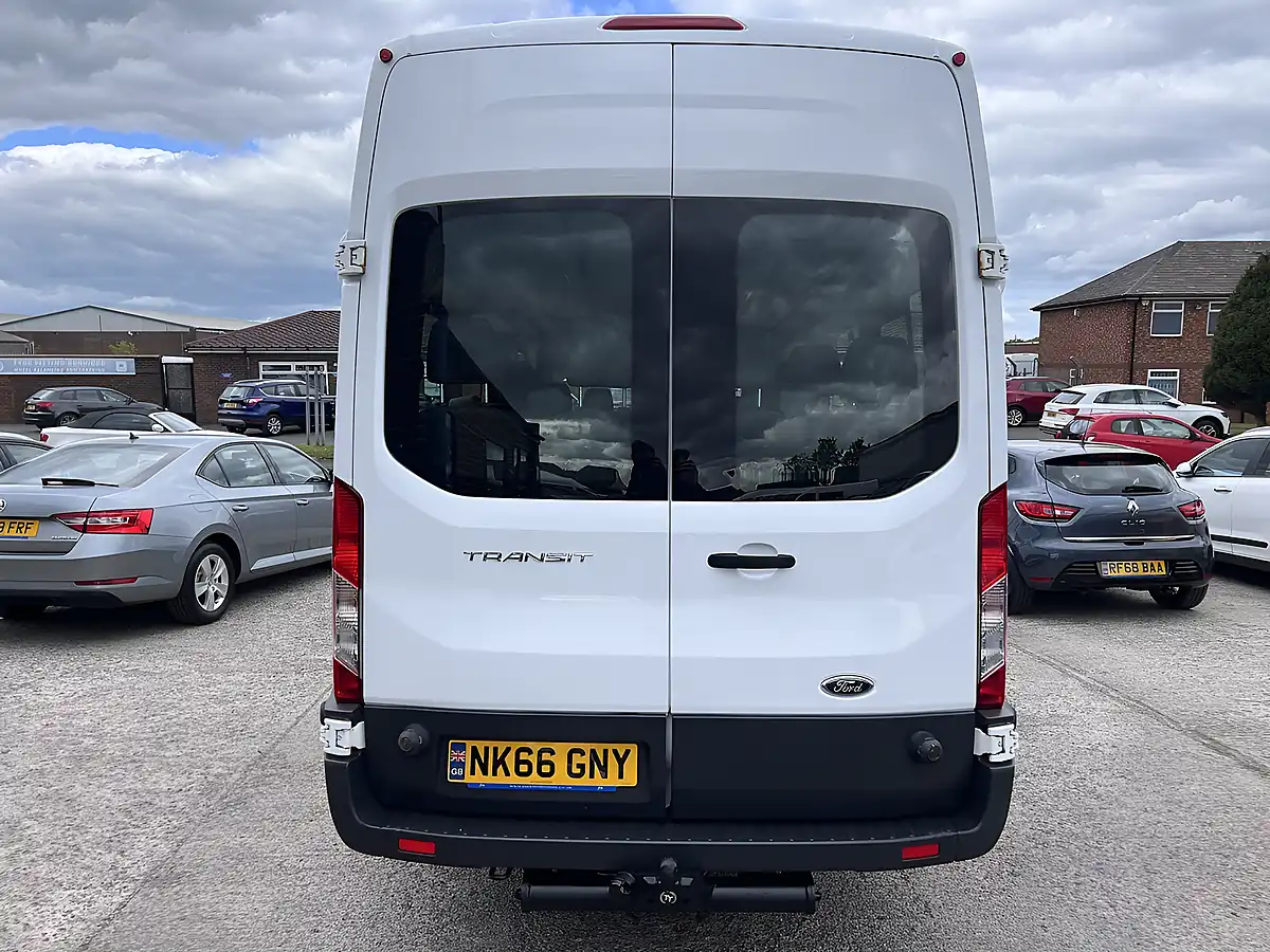Used 2017 Ford Transit Trend Hdt White - Interior and Exterior details 7
