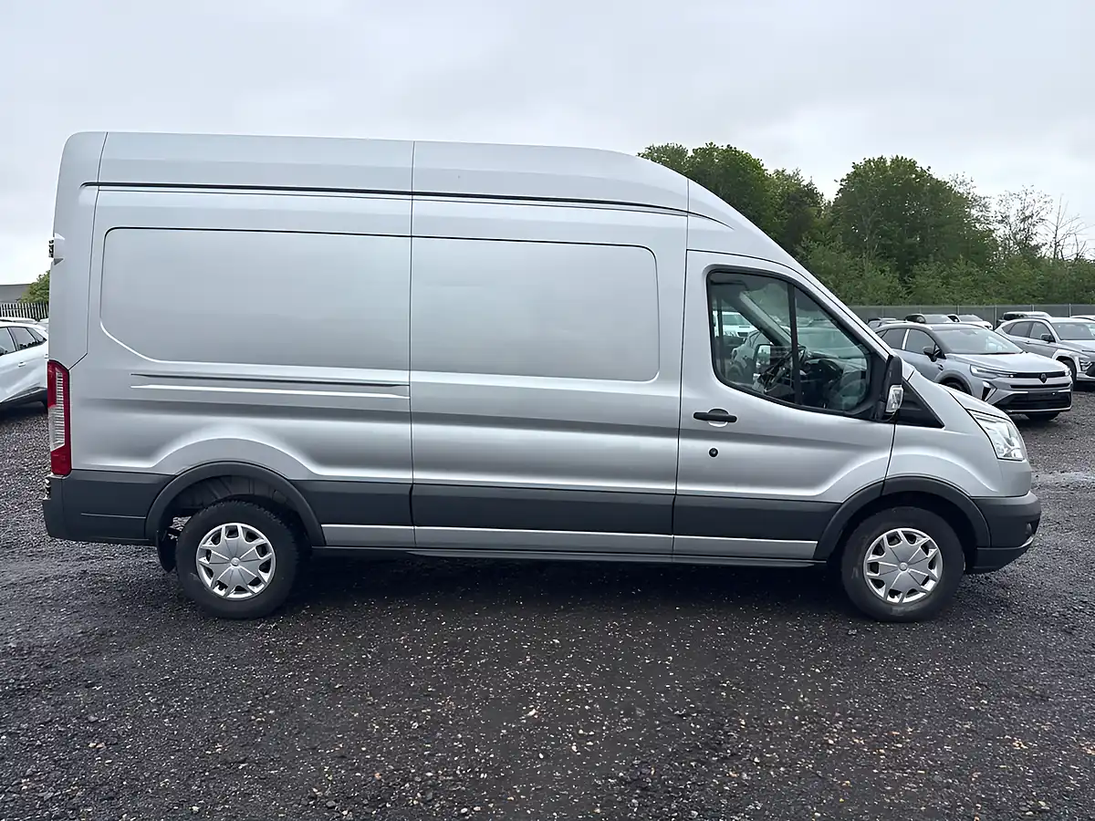 Used 2017 Ford Transit Trend Silver - Interior and Exterior details 8