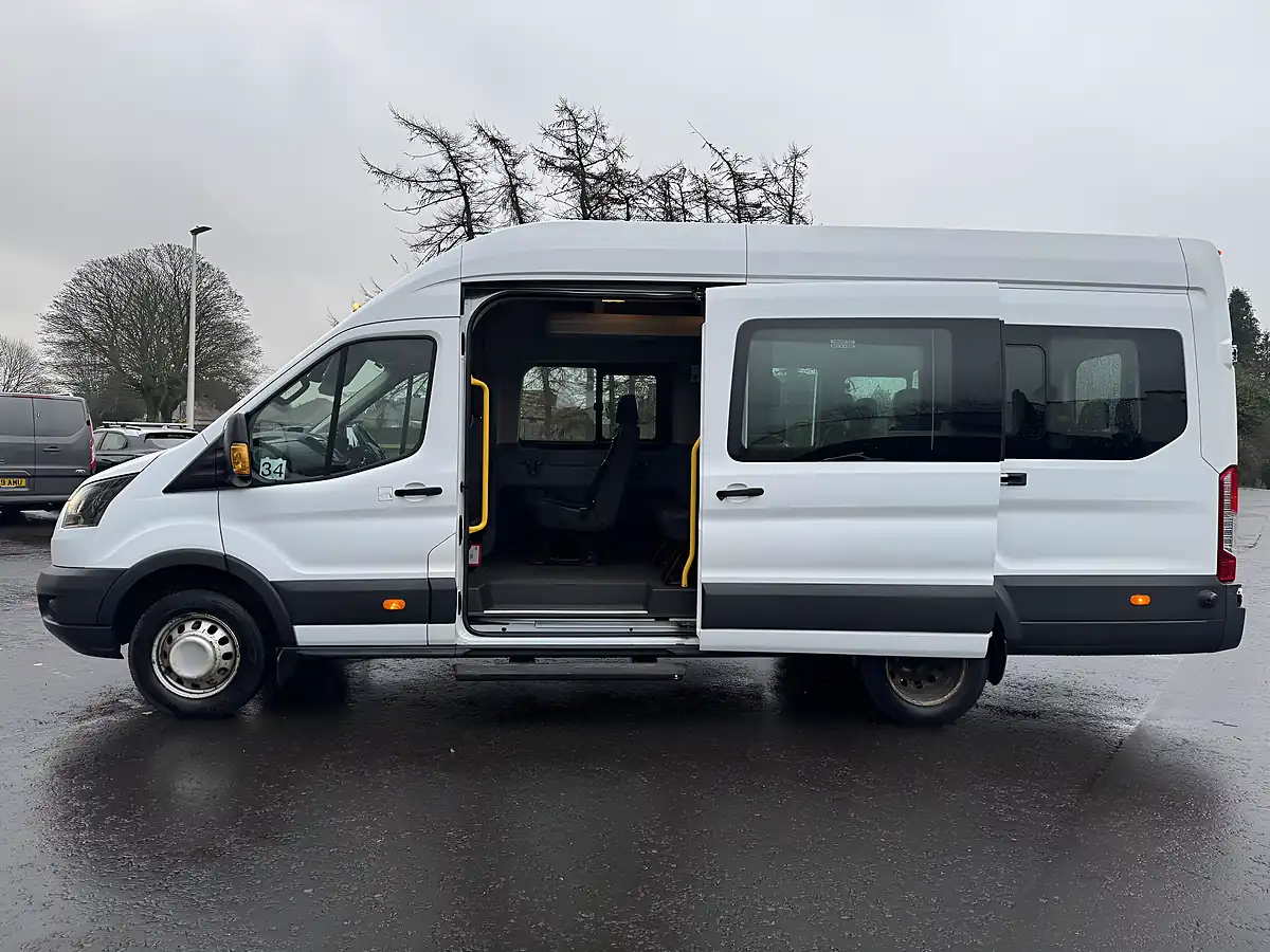 Used 2017 Ford Transit Trend White - Interior and Exterior details 11