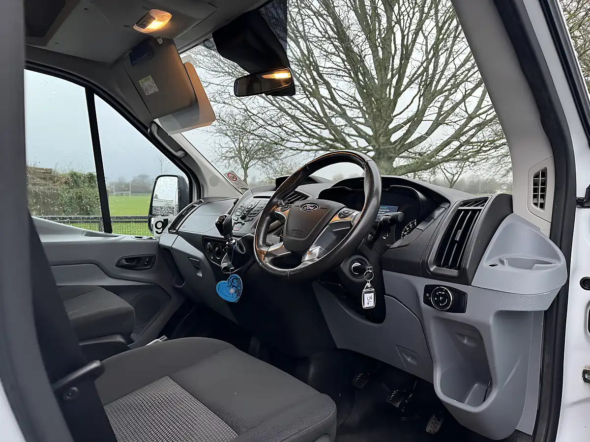 Used 2017 Ford Transit Trend White - Interior and Exterior details 17