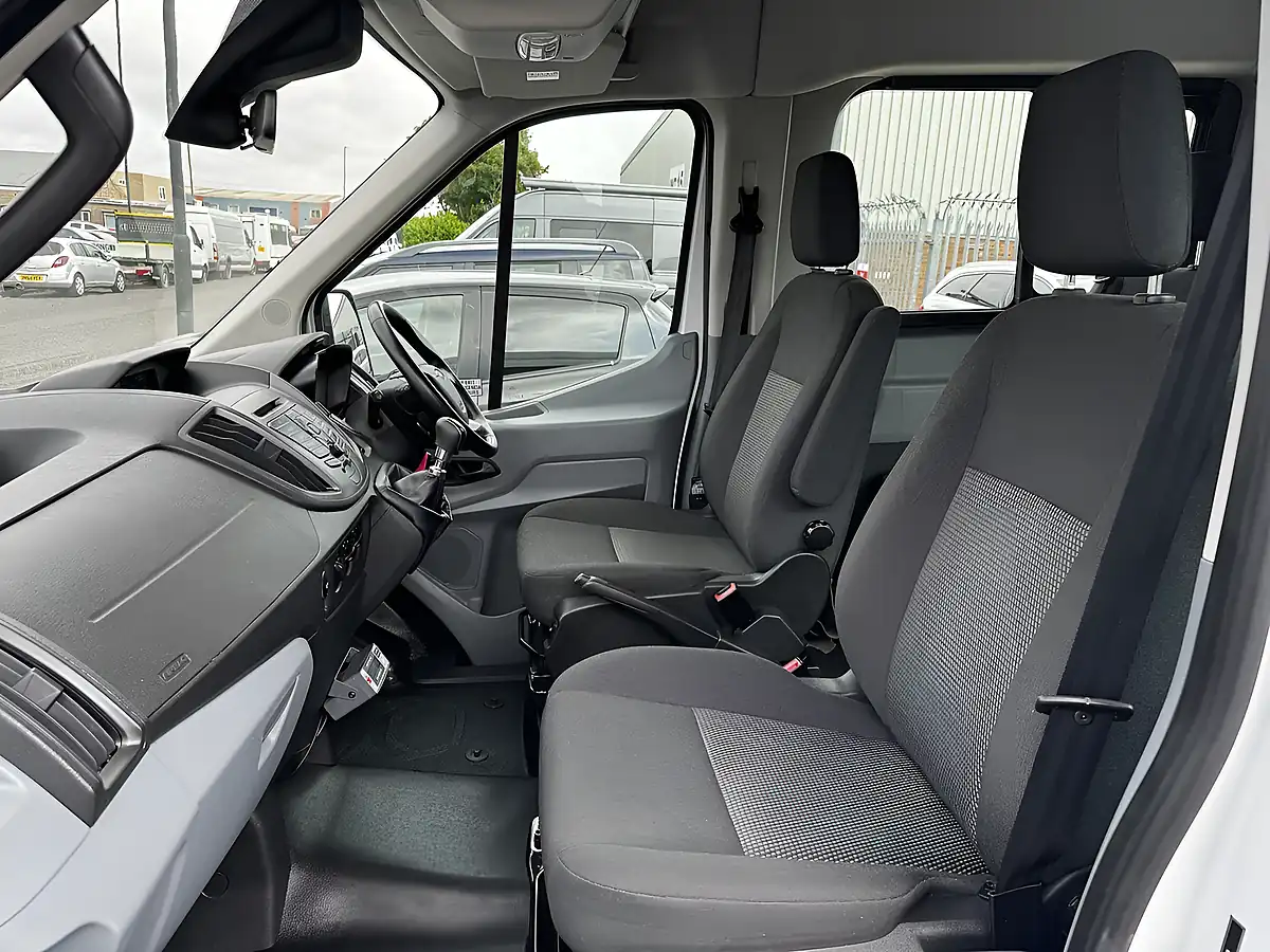 Used 2017 Ford Transit Trend White - Interior and Exterior details 13