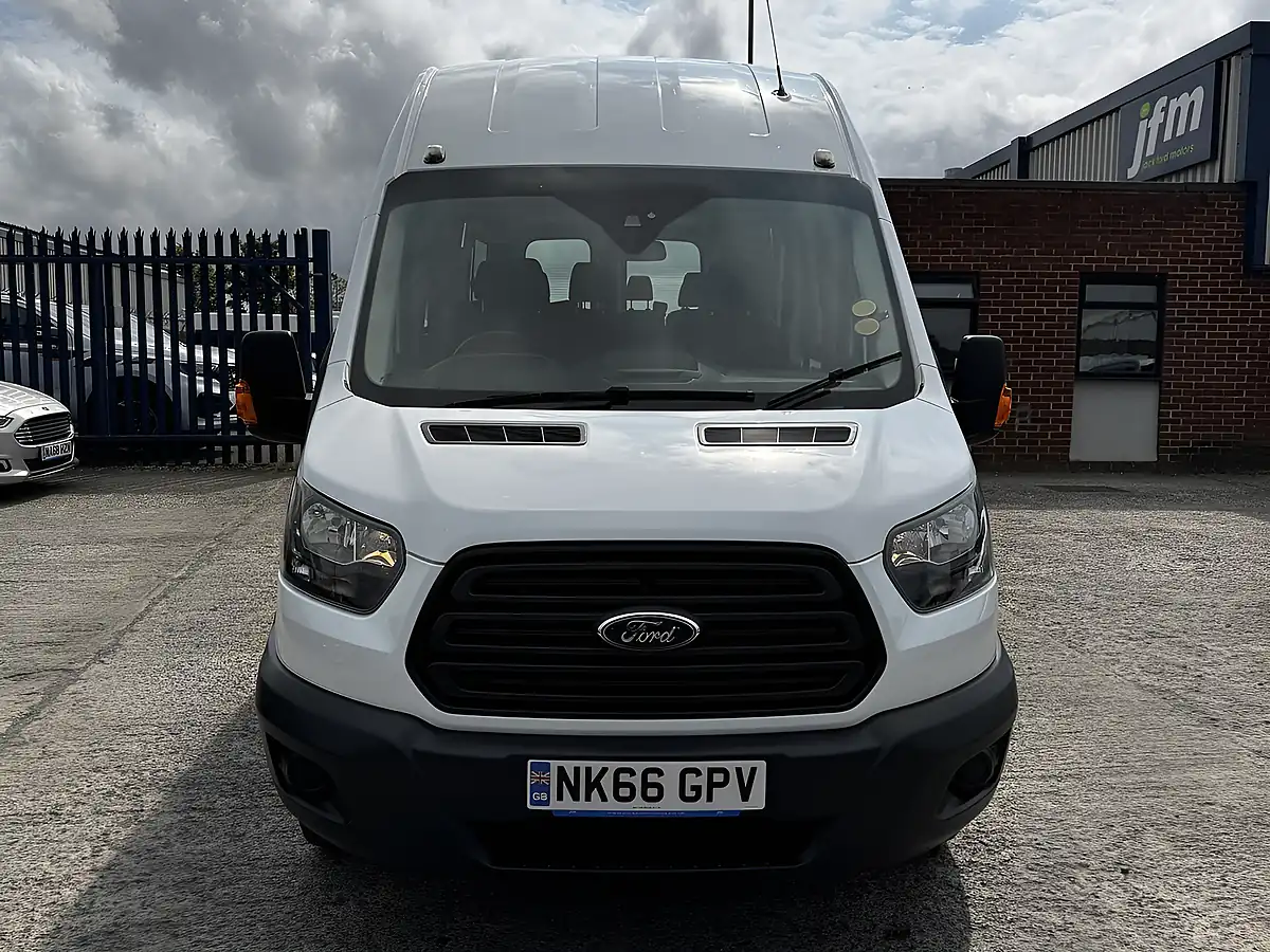 Used 2017 Ford Transit Trend White - Interior and Exterior details 19