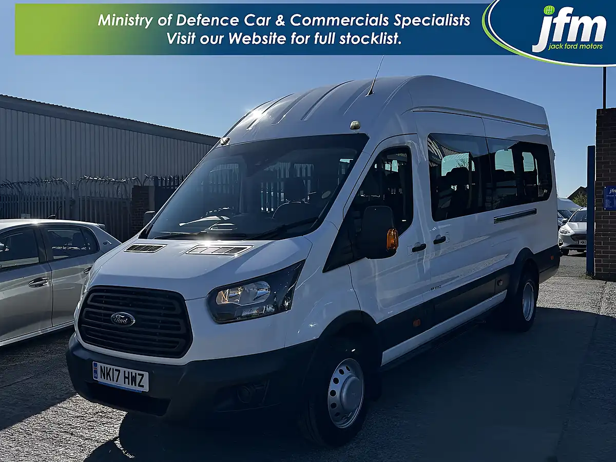 Used 2017 Ford Transit Trend Xlwb High Roof Frozen White - Interior and Exterior details 11